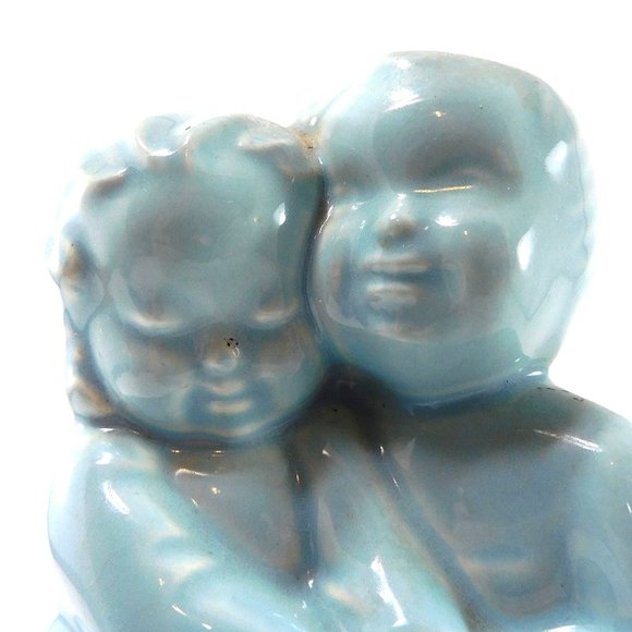 Vintage Girl Boy Hugging Planter by Shawnee Light Aqua Blue - Picture 2 of 8